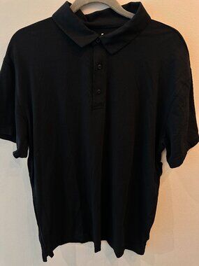 Fabletics Men Black Training Day Performance Tech Short Sleeve Polo Shirt